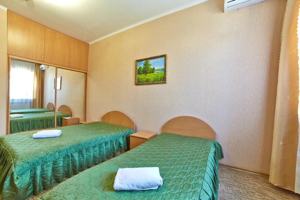Delta Hotel Киев Екстериор снимка