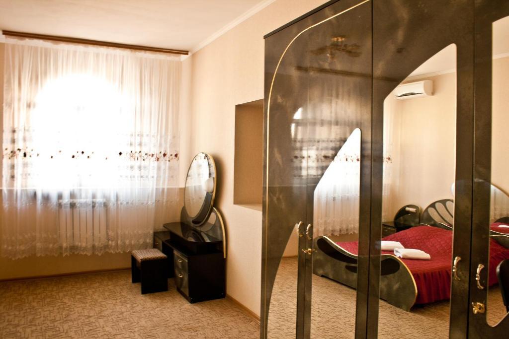 Delta Hotel Киев Стая снимка